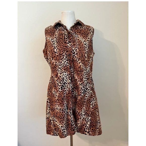 💥BLACK FRIDAY BOGO FREE EVERYTHING💥 90s Sleeveless Button down Cheetah Dress - Picture 1 of 7